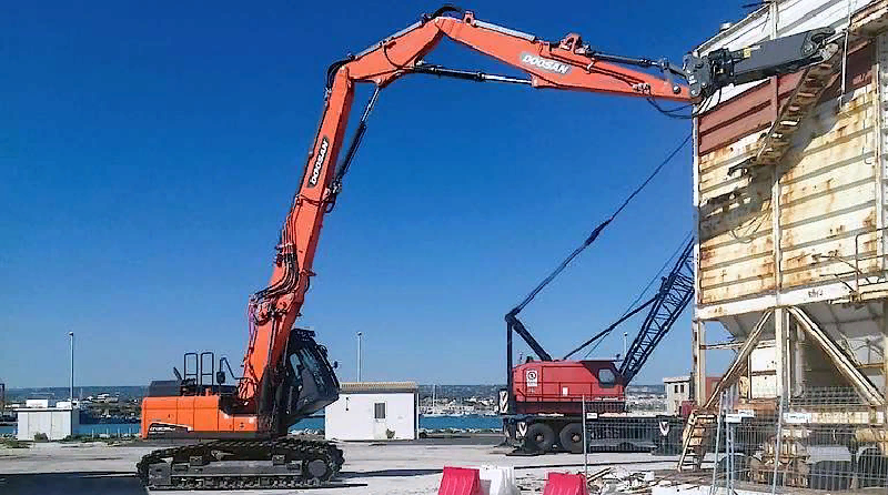 экскаватор Doosan